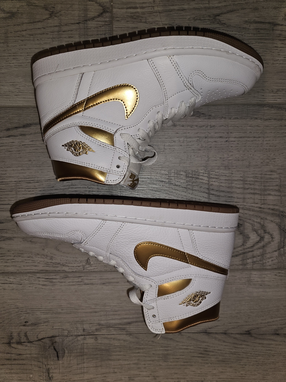 Jordan 1 Retro High OG Womens Size 8